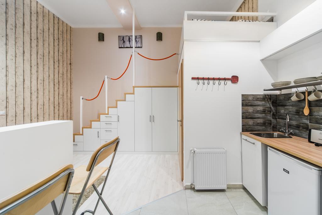 Astoria Airconed Apartments — Fotók 1